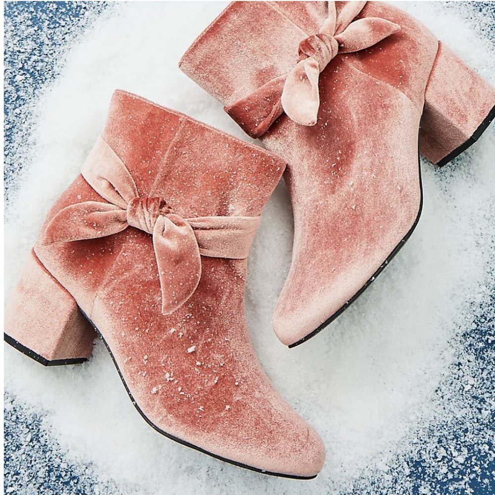 Torrid Wide Size 10 Blush Bootie